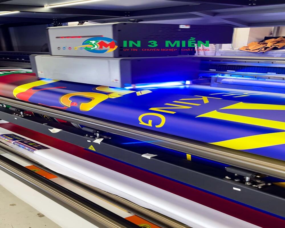 Công nghệ In UV 2 mặt của nhà máy IN 3 MIỀN Công nghệ In UV 2 mặt của nhà máy IN 3 MIỀN